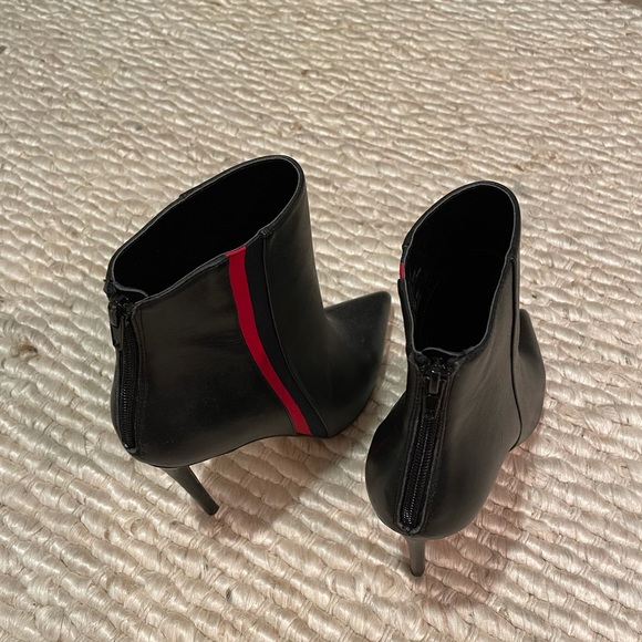 Heeled booties - Picture 3 of 4